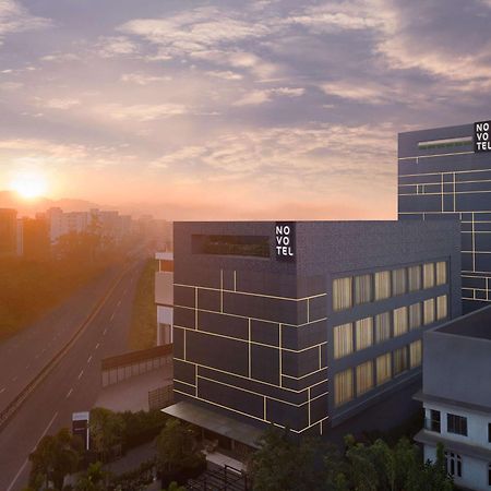 Novotel Guwahati Gs Road Exterior photo