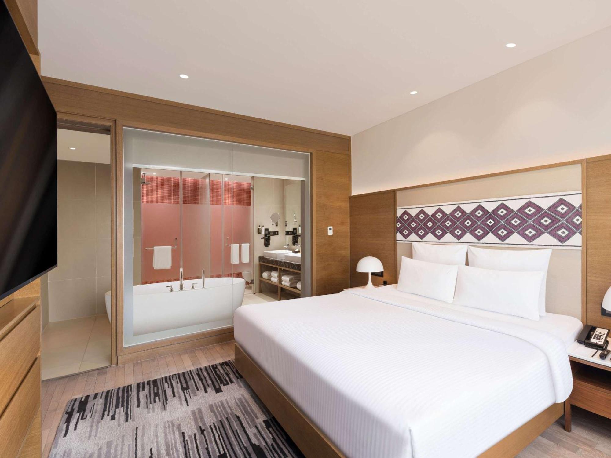 Novotel Guwahati Gs Road Exterior photo