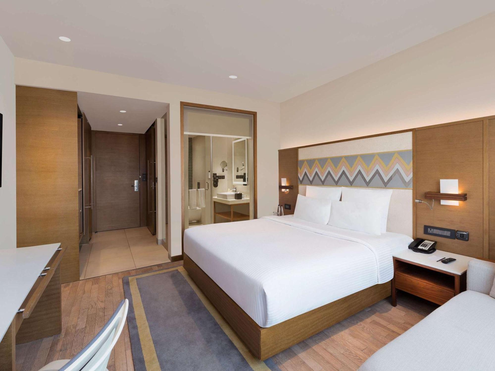 Novotel Guwahati Gs Road Exterior photo